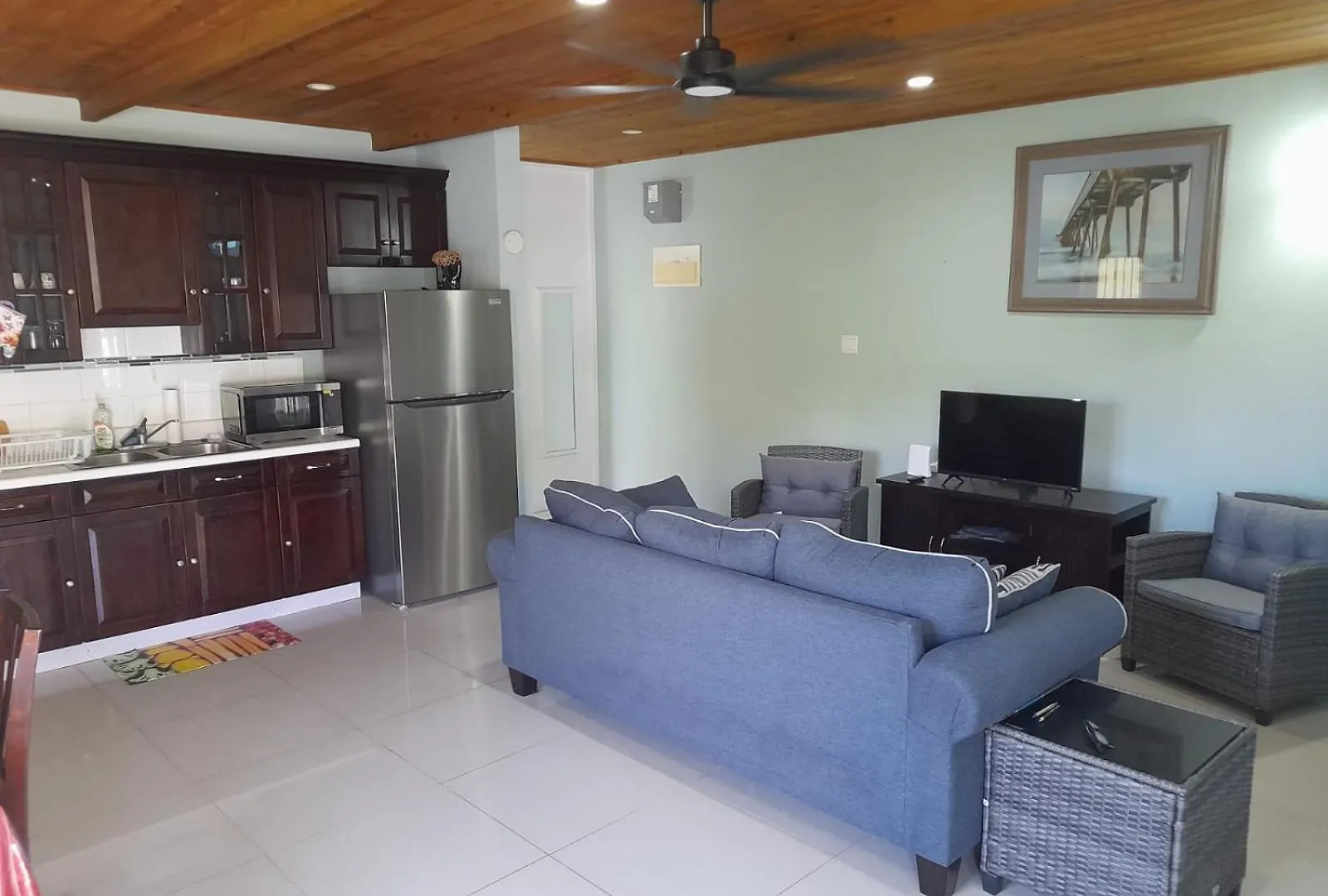 Apartamento Halfmoon Bay Pink Butterfly Frigate Bay